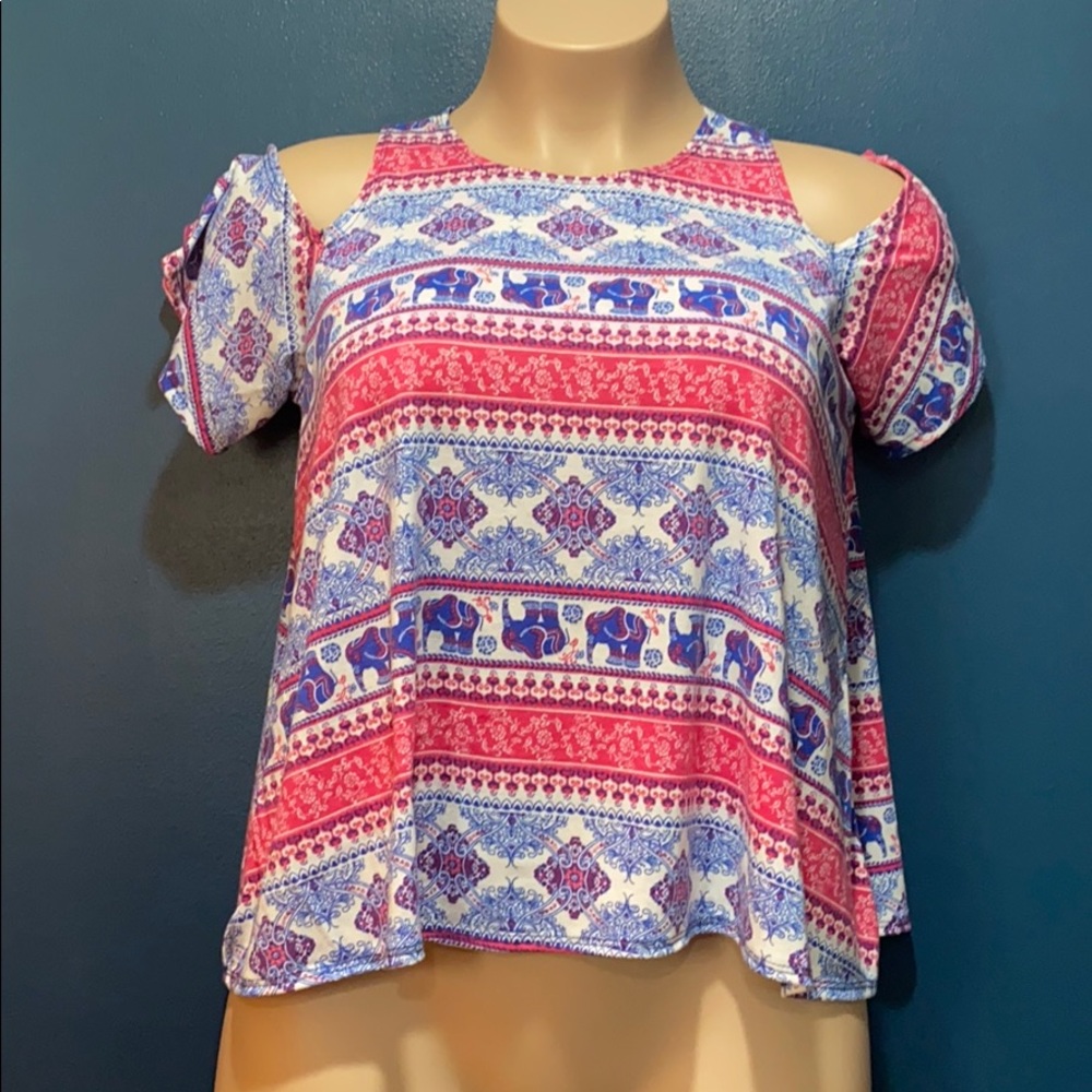 Cold shoulder elephant print top
